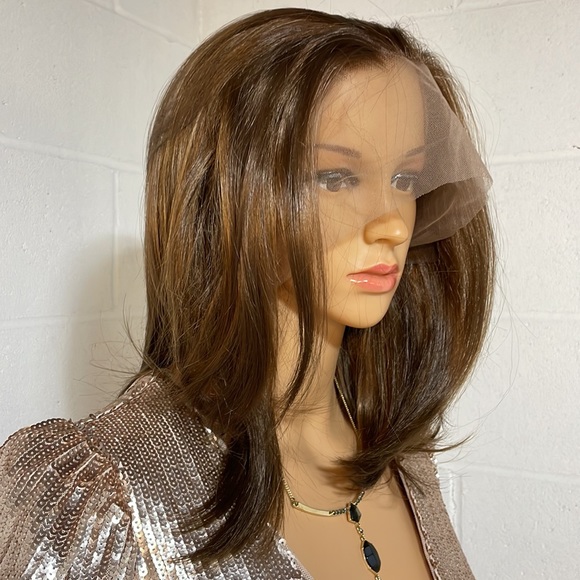 blended wig highlights chestnut brown 15” wide lace front NWT 16” 80% human hair - Picture 1 of 16